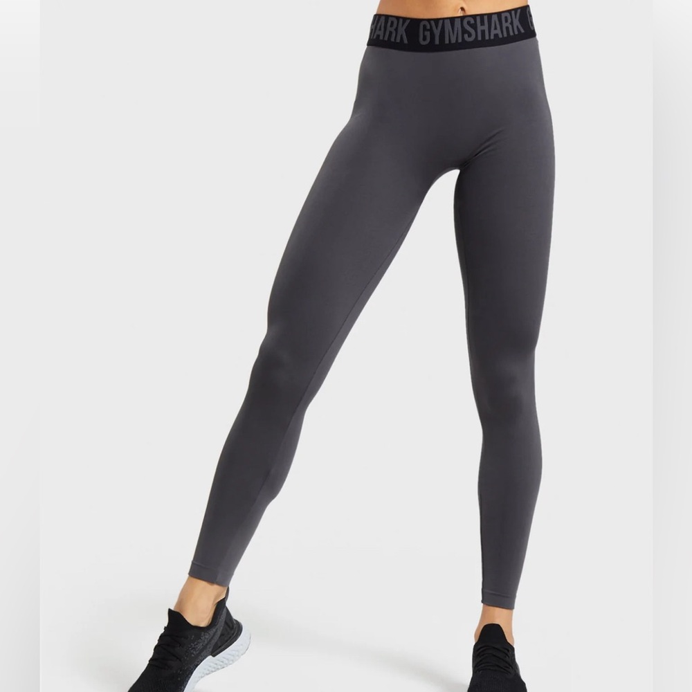 GYM SHARK LEGGINGS